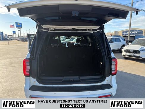 Used 2023 Ford Expedition Max Platinum AWD/4WD image 38