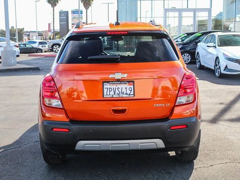 Used 2015 Chevrolet Trax LT w/ LT Sun and Sound Package image 8