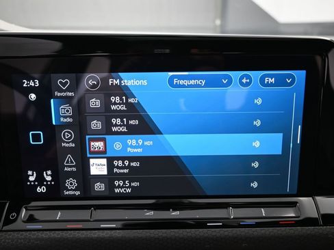 Used 2024 Volkswagen GTI SE w/ SE Leather Seats Package image 30