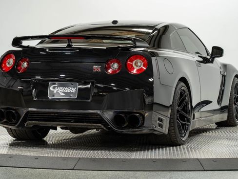 Used 2012 Nissan GT-R Premium AWD/4WD image 18