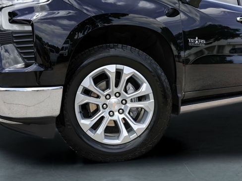 Used 2024 Chevrolet Silverado 1500 LTZ RWD image 4