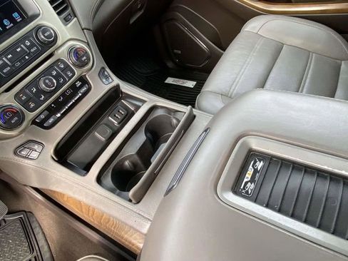 Used 2020 GMC Yukon Denali w/ Open Road Package image 19
