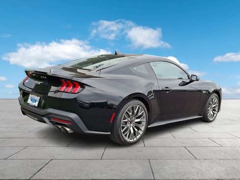 Used 2024 Ford Mustang GT Premium RWD image 6