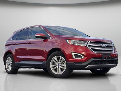 Used 2018 Ford Edge SEL w/ Equipment Group 201A AWD/4WD image 2