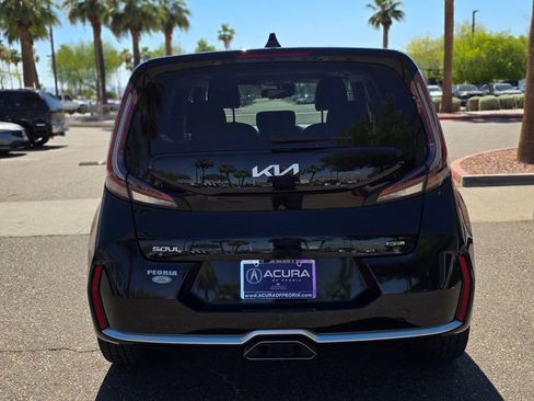 Used 2023 Kia Soul GT-Line w/ GT-Line Technology Package FWD image 4