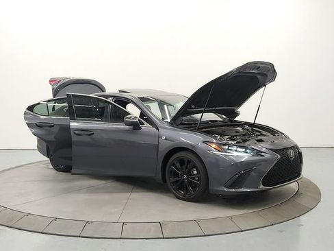 Used 2024 Lexus ES 300h F Sport w/ Accessory Package (Z2) FWD image 9