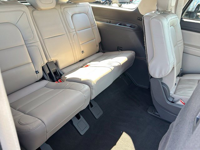 Used 2023 Lincoln Navigator L Reserve AWD/4WD image 10