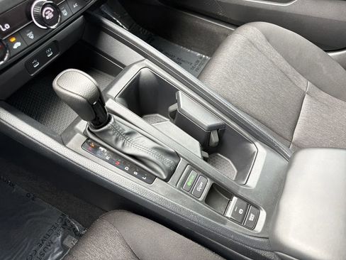 Used 2025 Honda Accord LX image 7