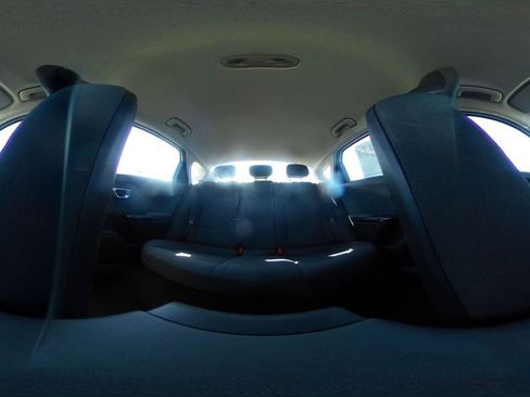 Used 2025 Kia K4 LXS image 41