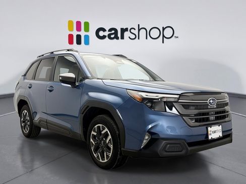Used 2025 Subaru Forester Premium image 7