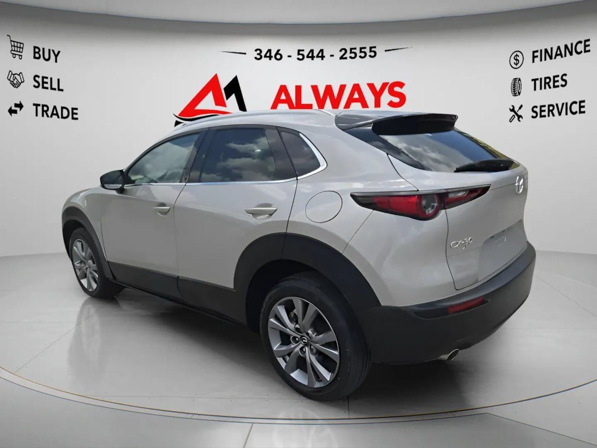 Used 2023 MAZDA CX-30 AWD 2.5 S w/ Premium Package image 17