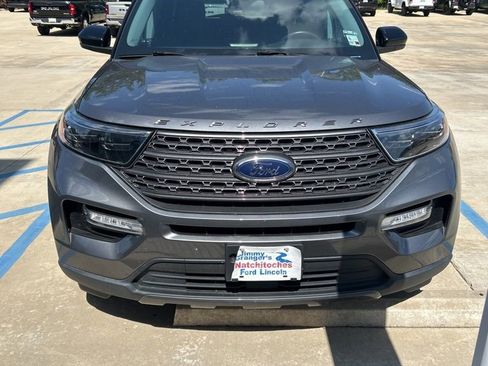 Used 2023 Ford Explorer XLT w/ Equipment Group 202A image 2