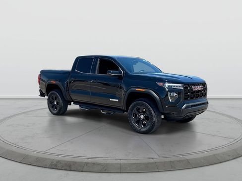 Used 2024 GMC Canyon Elevation RWD image 2