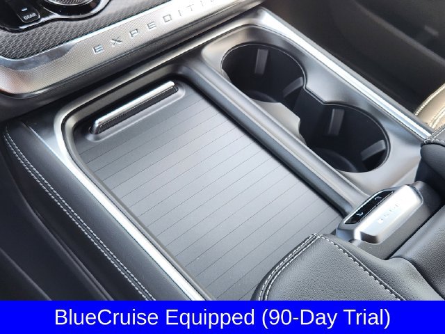 New 2027 Ford Expedition Platinum w/ Stealth Appearance Package RWD image 19