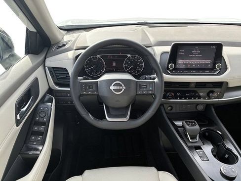 New 2026 Nissan Rogue SV FWD image 21