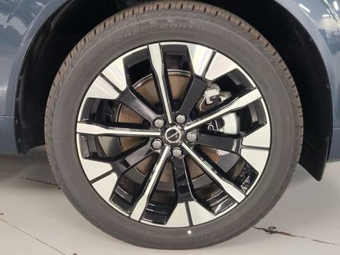New 2026 Volvo XC60 B5 Plus w/ Protection Package Premier image 8