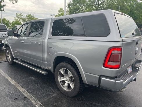 Used 2019 RAM 1500 Laramie AWD/4WD image 4