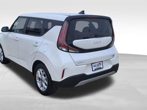 Used 2024 Kia Soul LX w/ Option Group 015 image 6