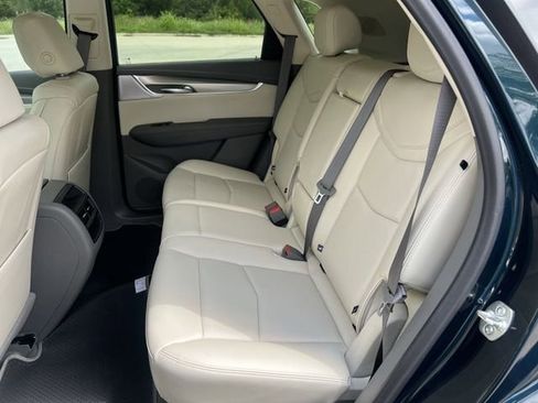 New 2025 Cadillac XT5 Premium Luxury image 25