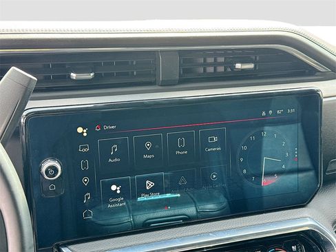 Used 2025 GMC Sierra 3500 Denali w/ Denali Reserve Package image 15