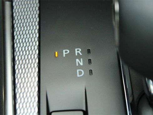 Used 2025 MAZDA CX-70 3.3 Turbo w/ Premium Plus Pkg image 23