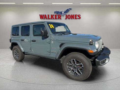 Used 2024 Jeep Wrangler Sahara image 1
