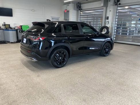 Used 2024 Honda HR-V Sport image 5