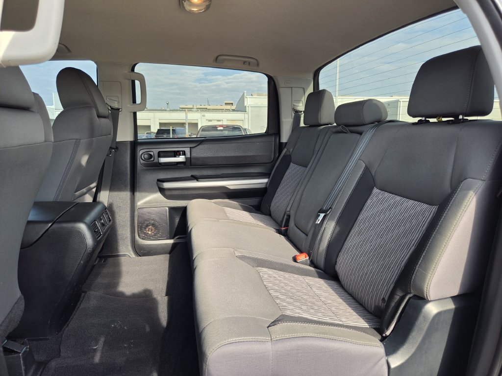 Used 2017 Toyota Tundra SR5 w/ SR5 Upgrade Package RWD image 27