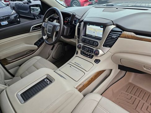 Used 2019 GMC Yukon Denali AWD/4WD image 33