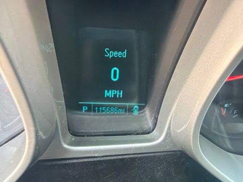 Used 2015 Chevrolet Camaro LS RWD image 2