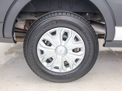Used 2016 Ford Transit 250 148 Medium Roof w/ Exterior Upgrade Package image 27