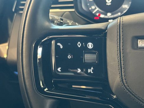 Used 2025 Land Rover Range Rover Sport Autobiography image 31