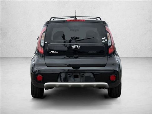 Used 2018 Kia Soul + FWD image 6