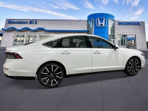 New 2025 Honda Accord Touring image 8