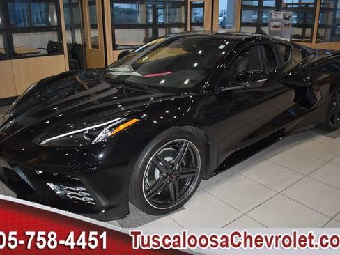 Used 2024 Chevrolet Corvette Stingray Preferred Cpe w/ Body-Color Dual Roof Package image 4