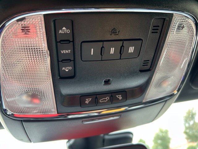 Used 2020 Jeep Grand Cherokee Trailhawk AWD/4WD image 28
