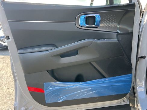 New 2026 Kia Sorento EX image 8