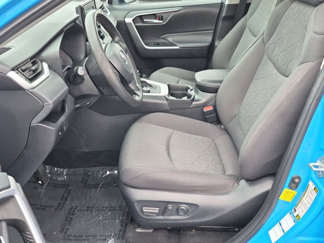 Certified 2021 Toyota RAV4 XLE AWD/4WD image 9