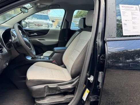 Used 2024 Chevrolet Equinox LS FWD image 10