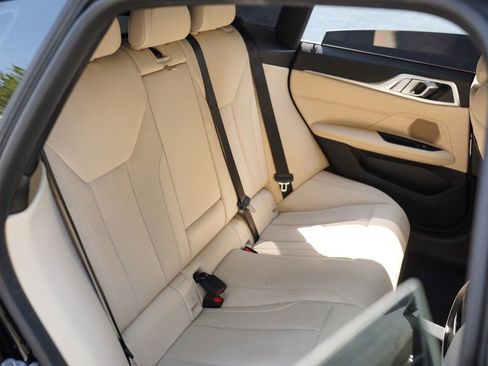 Used 2023 BMW i4 eDrive40 image 26