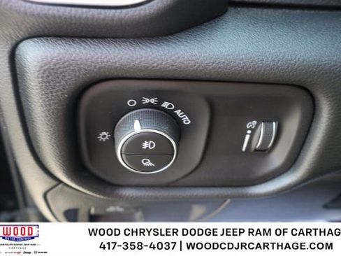 New 2026 RAM 1500 Express AWD/4WD image 17