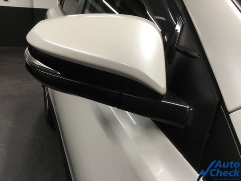 Used 2016 Toyota RAV4 Limited AWD/4WD image 16
