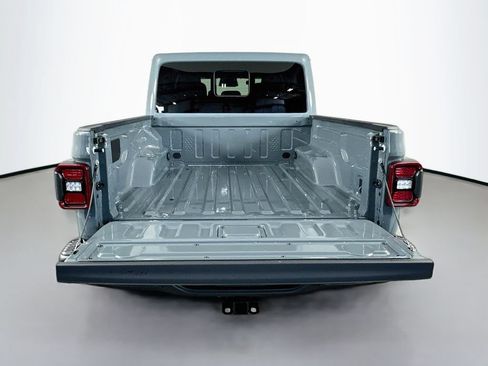 New 2026 Jeep Gladiator Rubicon AWD/4WD image 15