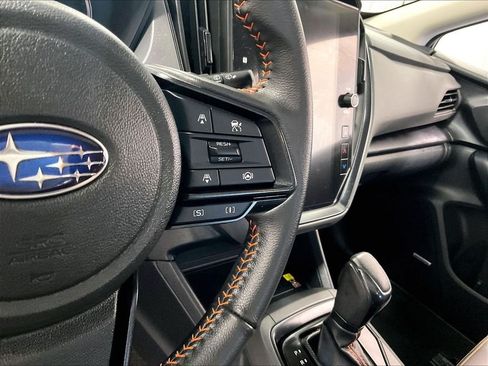 Used 2024 Subaru Crosstrek 2.5i Limited AWD/4WD image 25