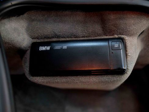 Used 1993 BMW 850Ci image 42