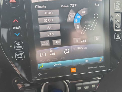 Used 2020 Toyota Prius Prime Limited image 20