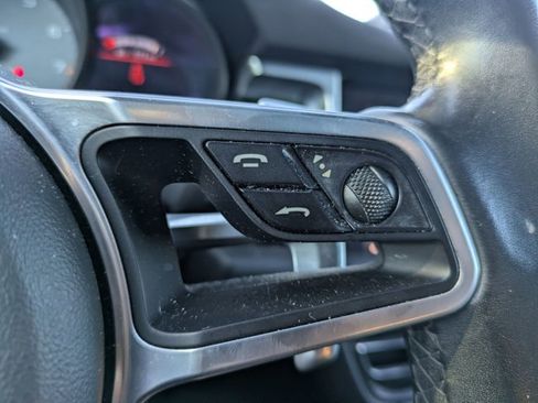 Used 2019 Porsche Macan S AWD/4WD image 14