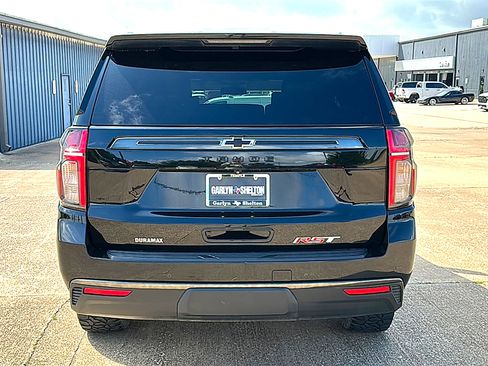 Used 2021 Chevrolet Tahoe RST w/ Luxury Package RWD image 7