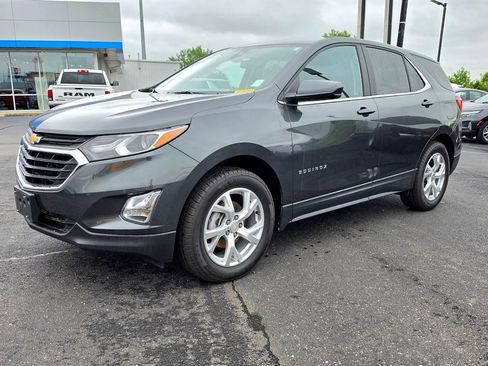 Used 2021 Chevrolet Equinox LT AWD/4WD image 2