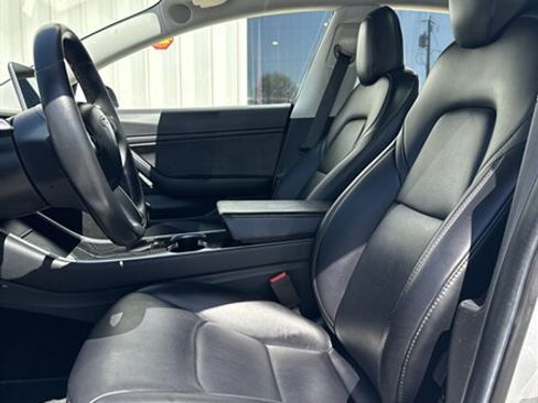 Used 2018 Tesla Model 3 Long Range image 13